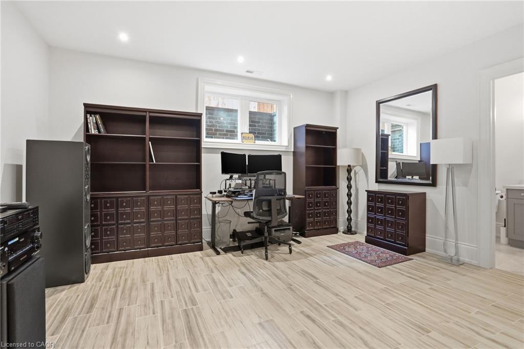 1395 Trotwood Avenue