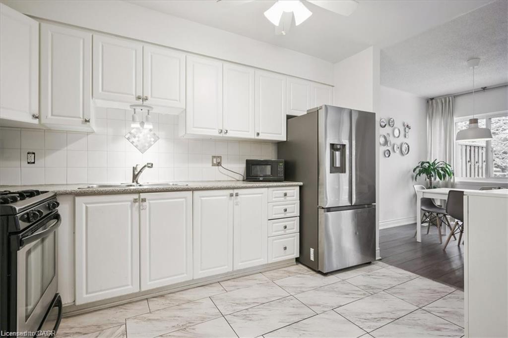 17-1230 Gripsholm Road Unit: 17