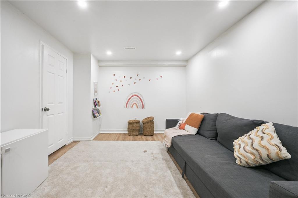 17-1230 Gripsholm Road Unit: 17