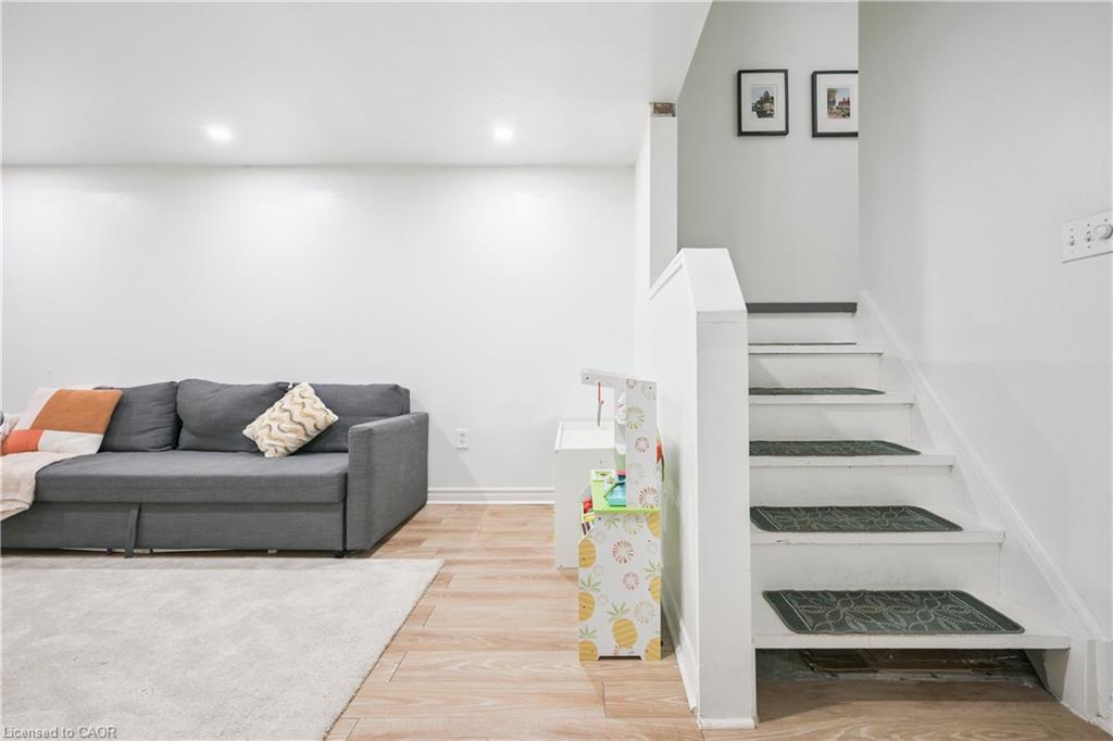 17-1230 Gripsholm Road Unit: 17