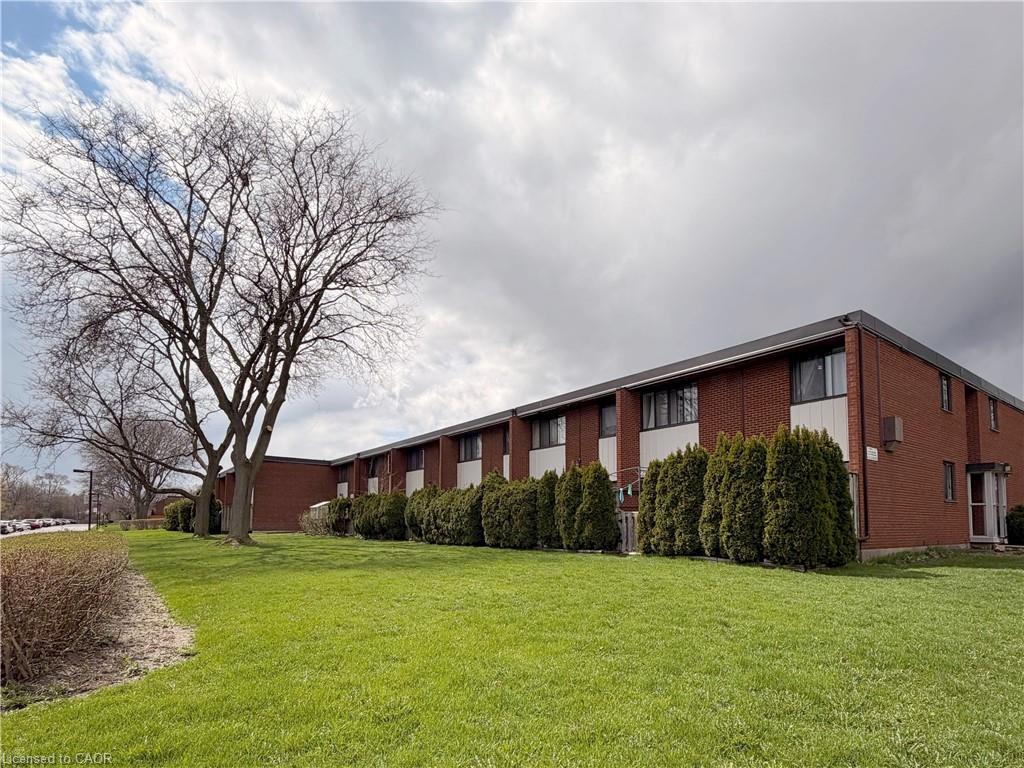 17-1230 Gripsholm Road Unit: 17