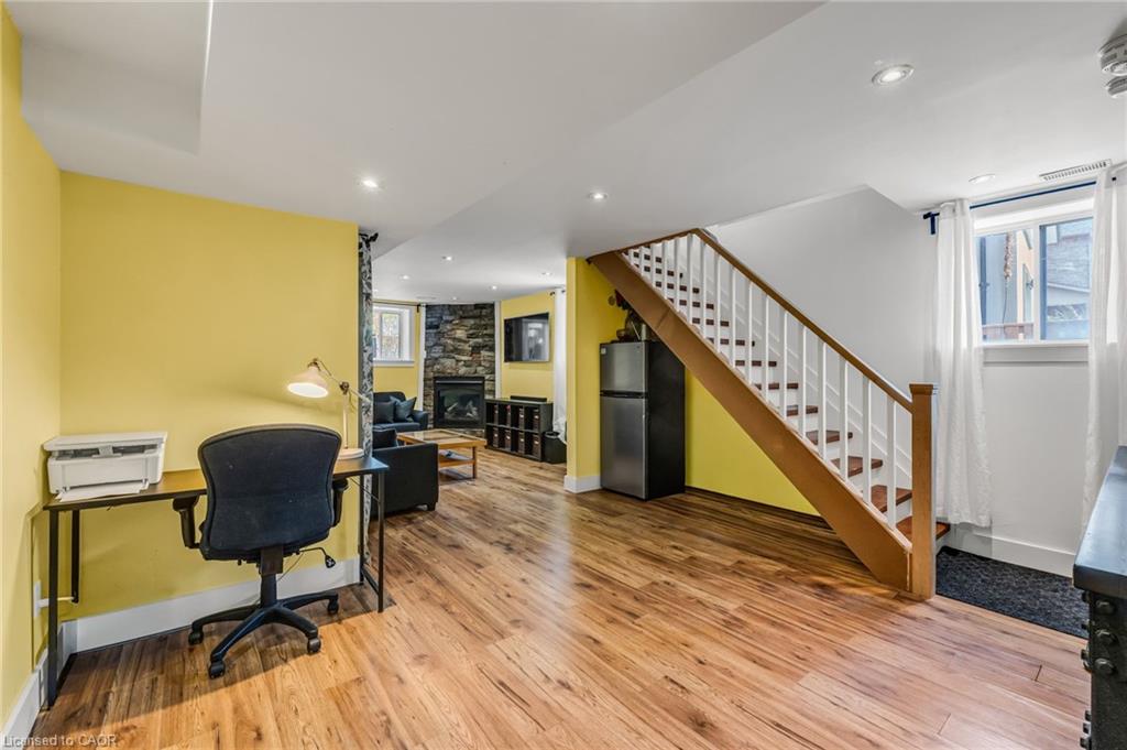 1043 Shaw Drive