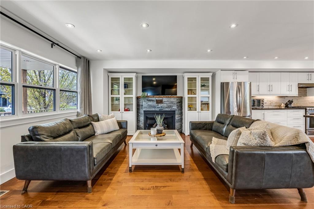 1043 Shaw Drive
