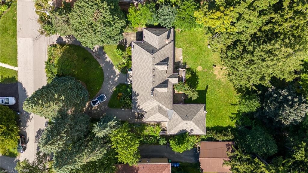 11 Ben Machree Drive