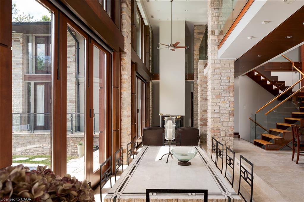 1510 Pinetree Crescent