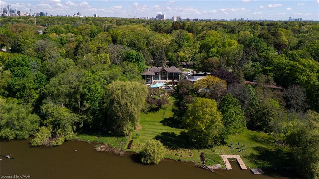 1510 Pinetree Crescent Mississauga On Ca L5g 2s8 40833134