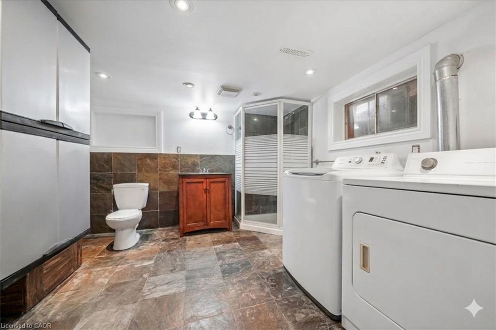 1168 Canterbury Road
