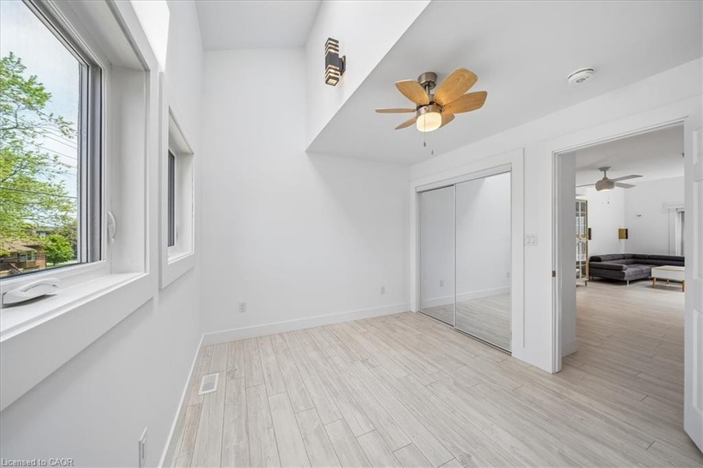 1168 Canterbury Road