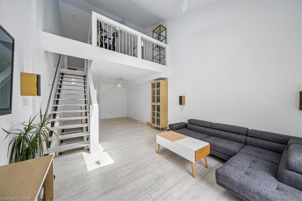 1168 Canterbury Road