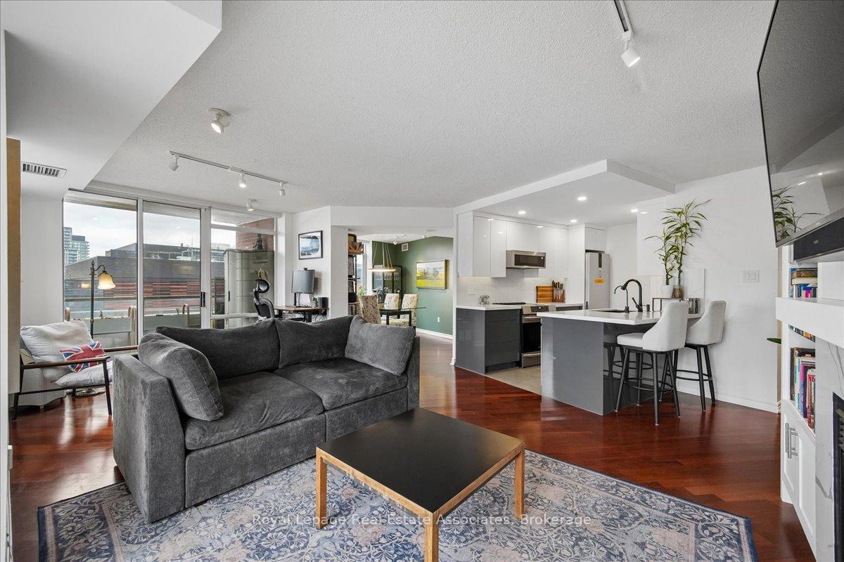 39 Parliament Street 804