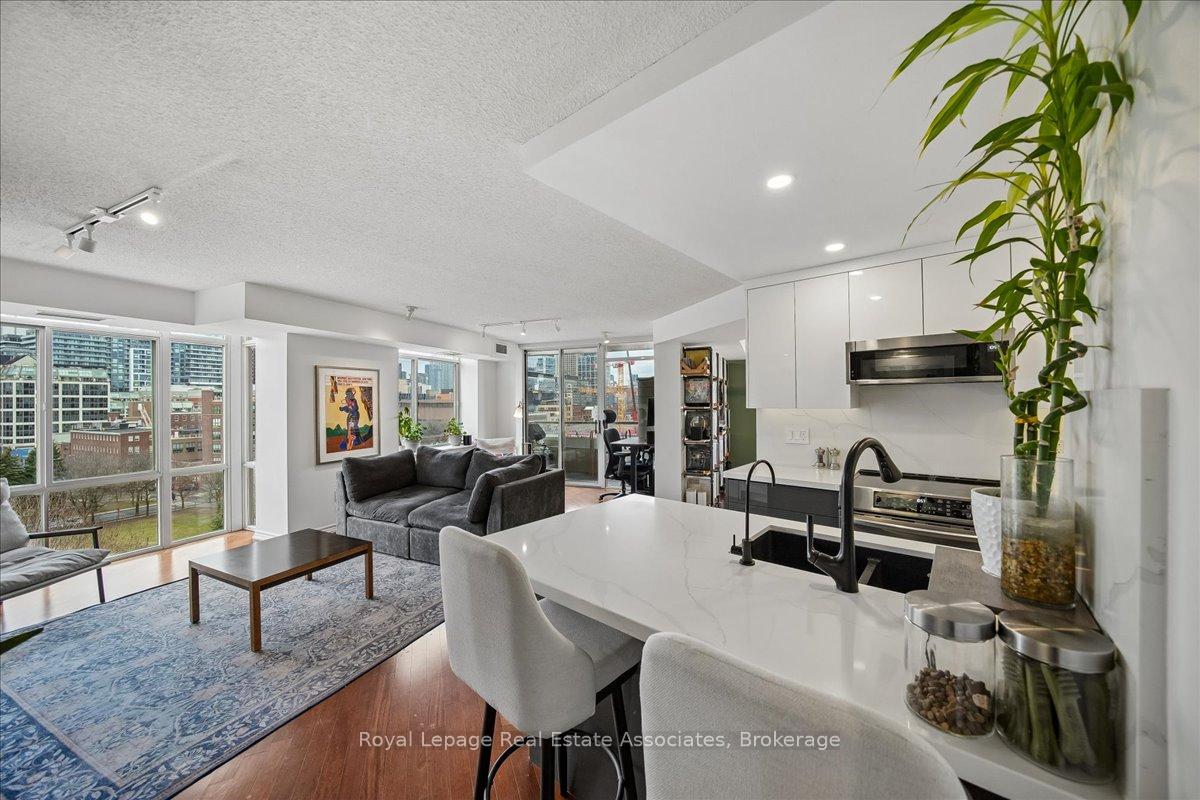 39 Parliament Street 804