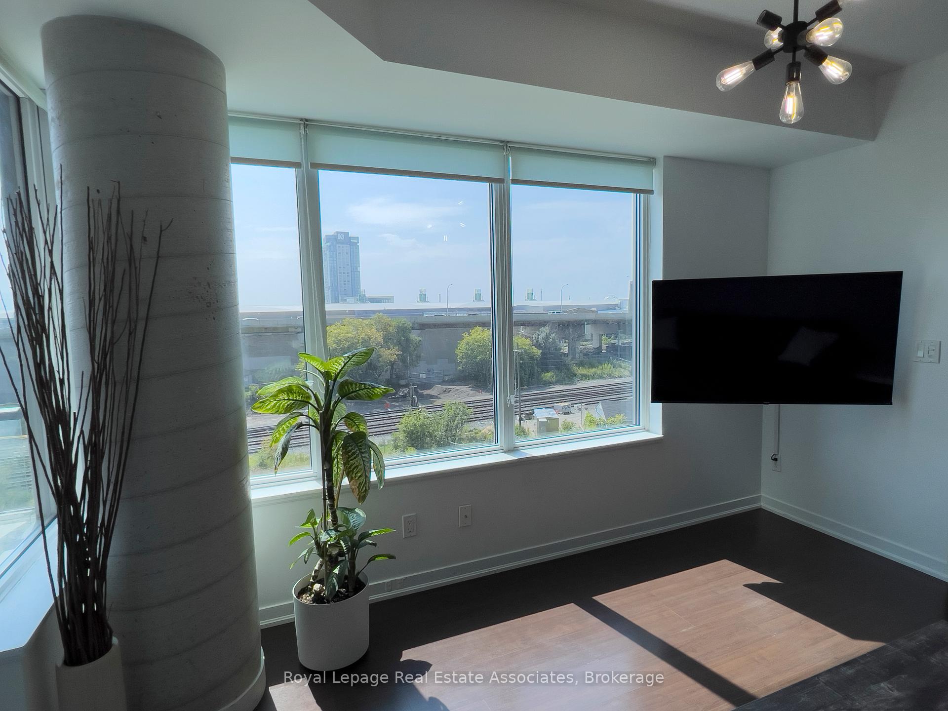 55 East Liberty Street 410, Toronto Unit: 410