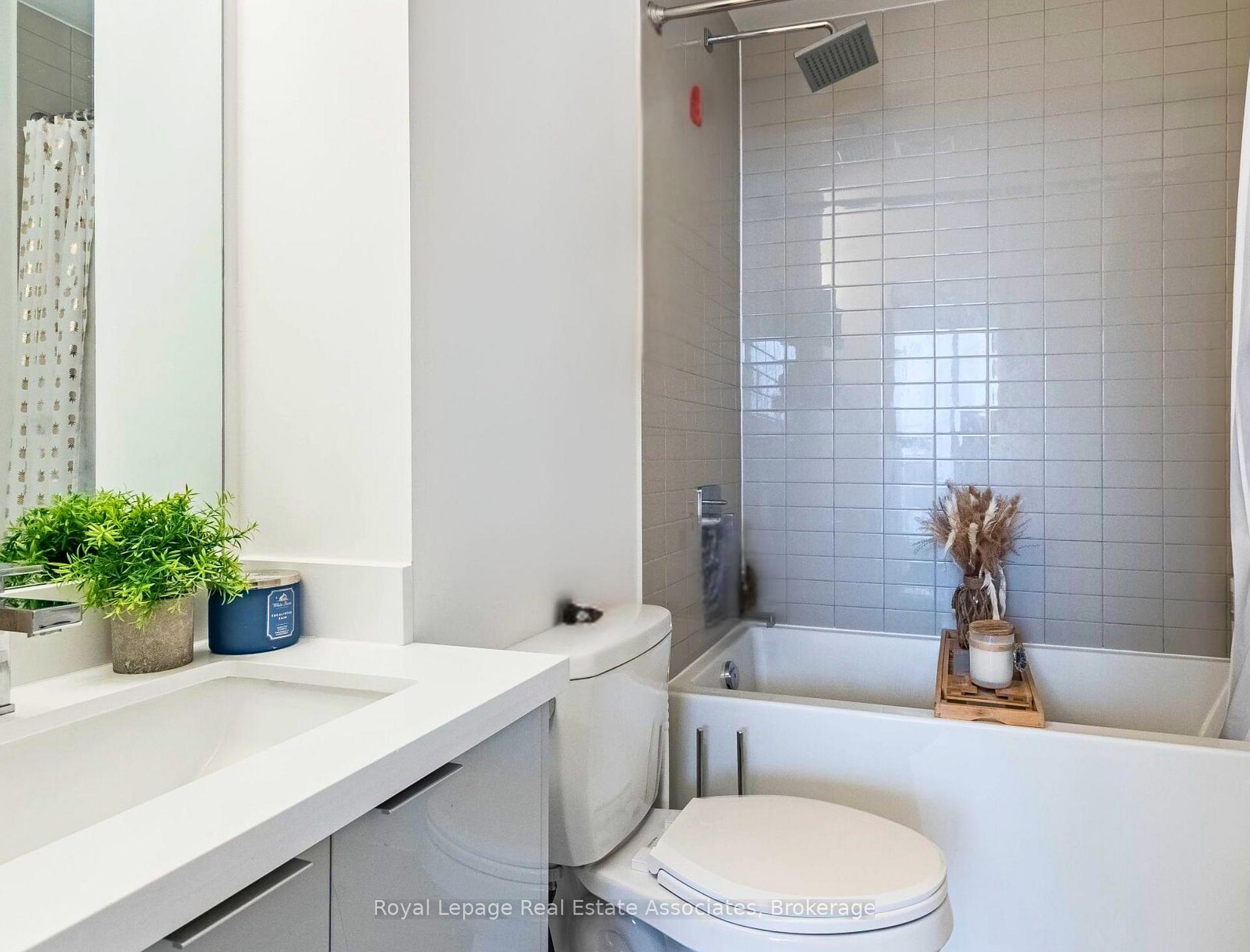 #2805 - 2916 Highway 7 Unit: 2805