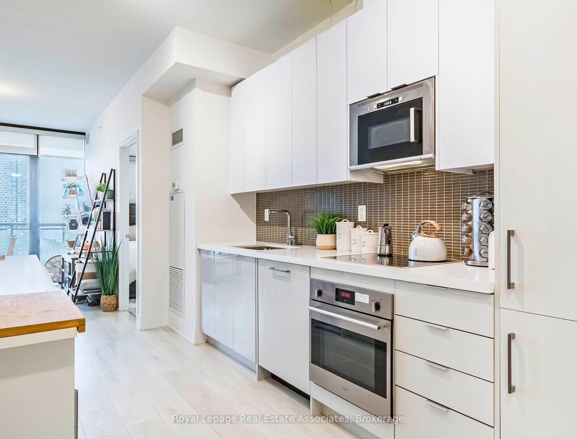 #2805 - 2916 Highway 7 Unit: 2805