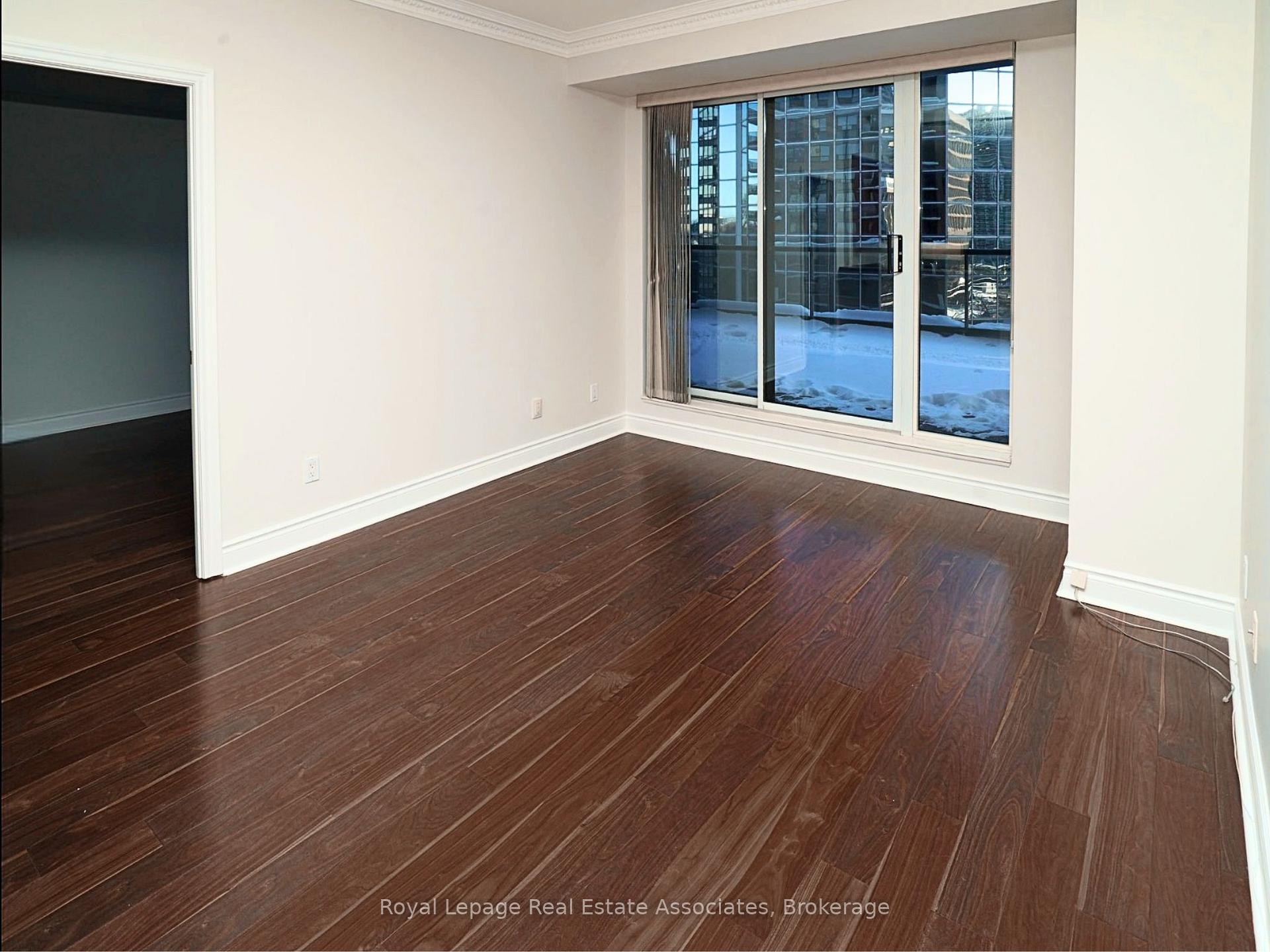 2 Aberfoyle Crescent 601