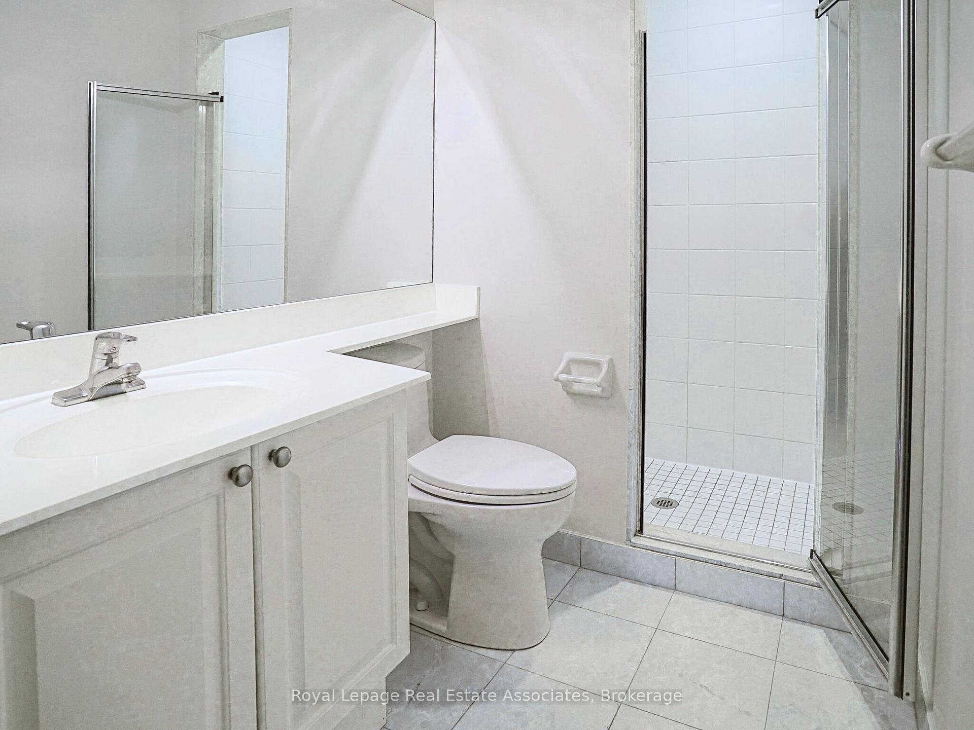 2 Aberfoyle Crescent 601