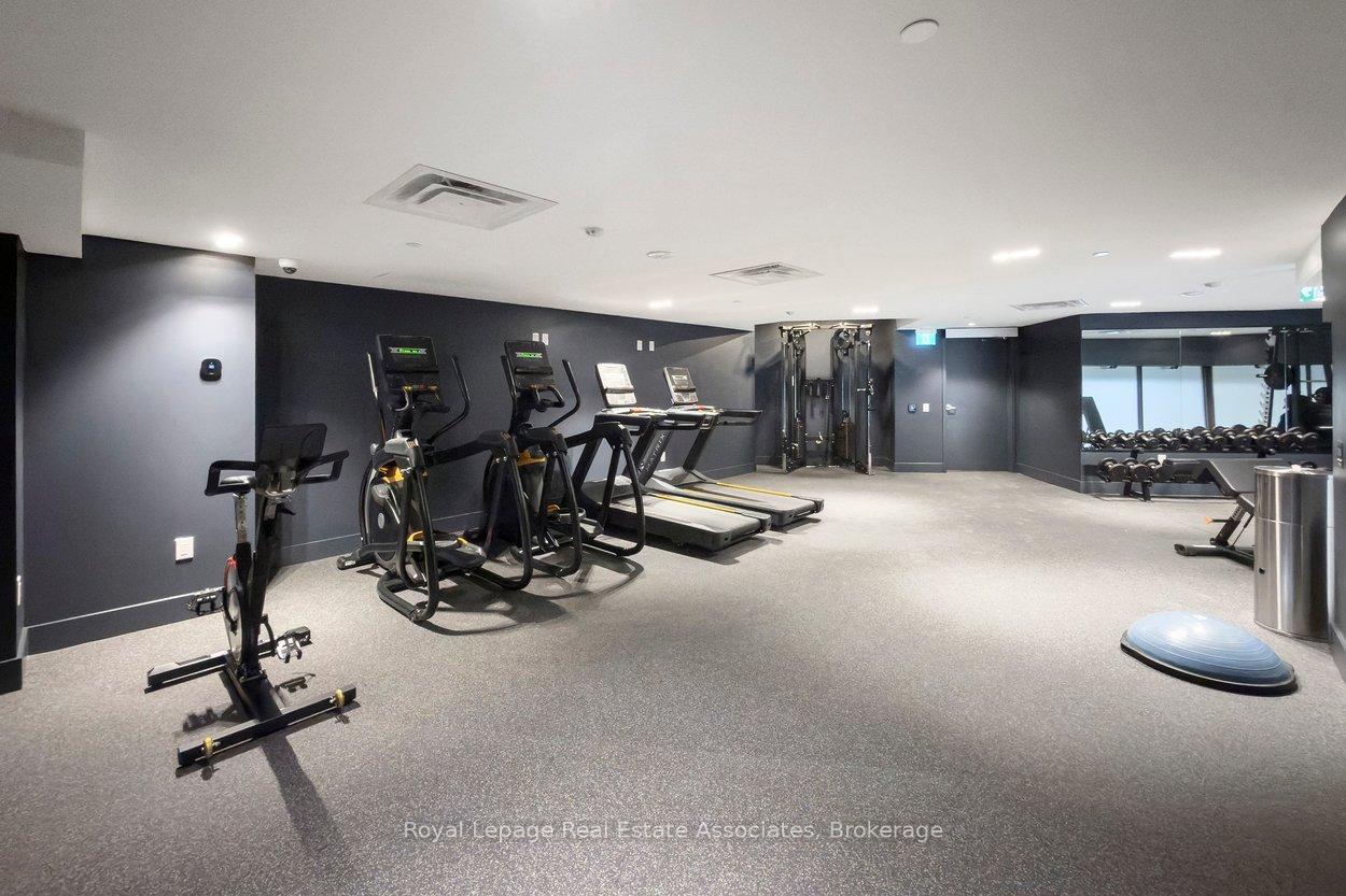 2625 Dundas Street W 409