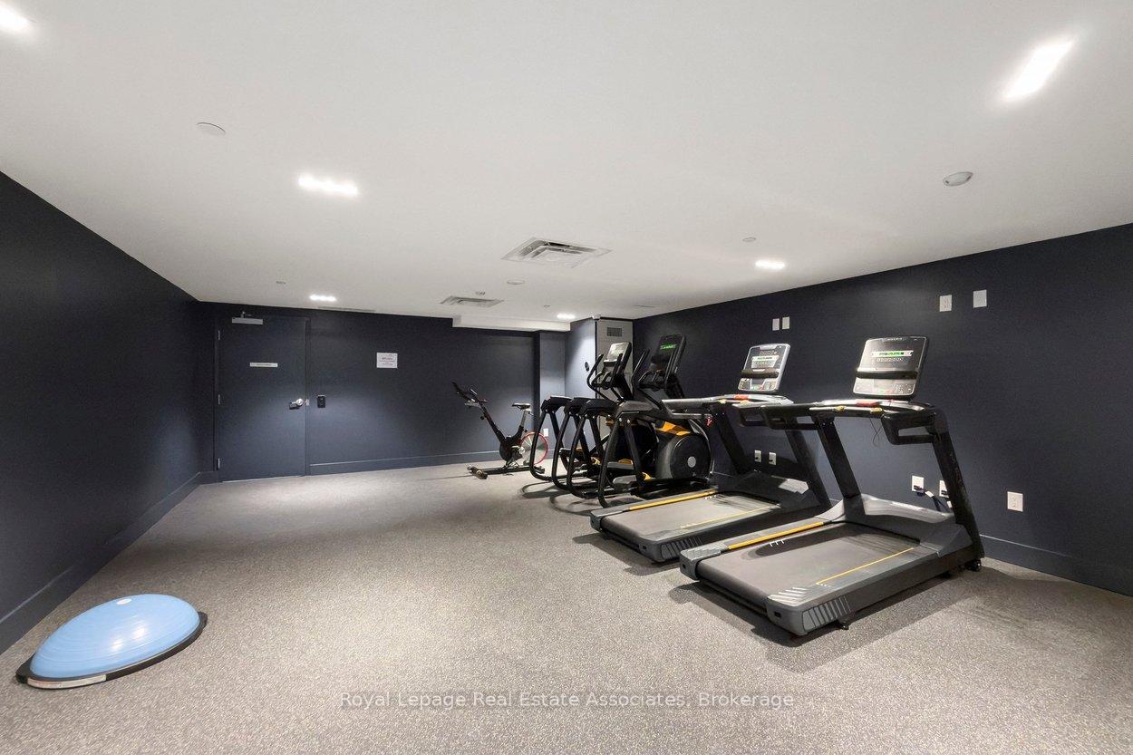 2625 Dundas Street W 409