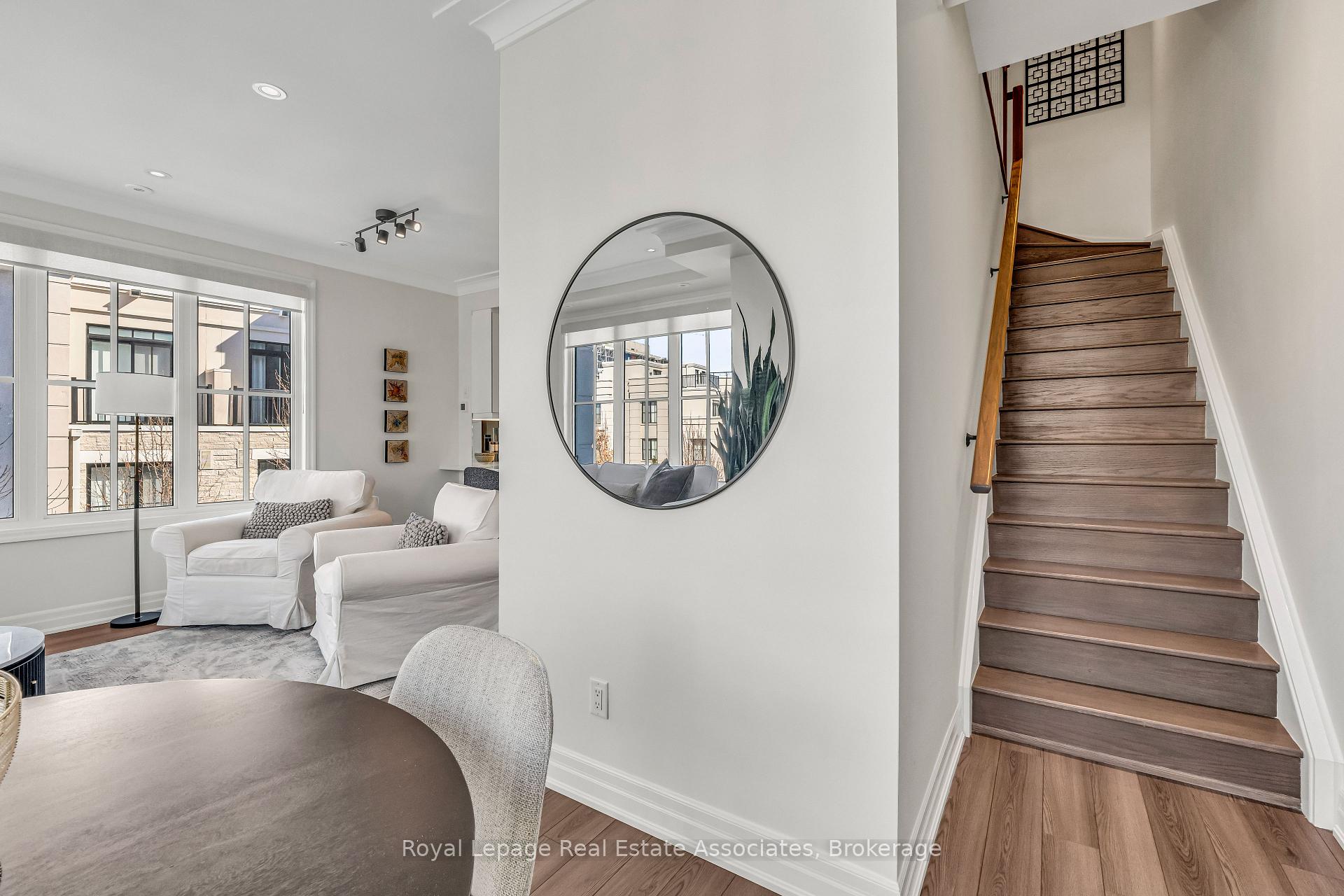 652 Cricklewood Drive 203