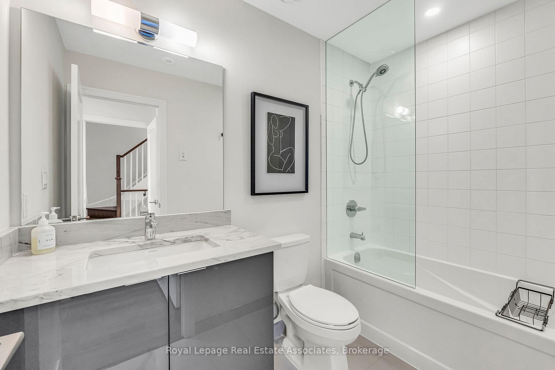 652 Cricklewood Drive 203