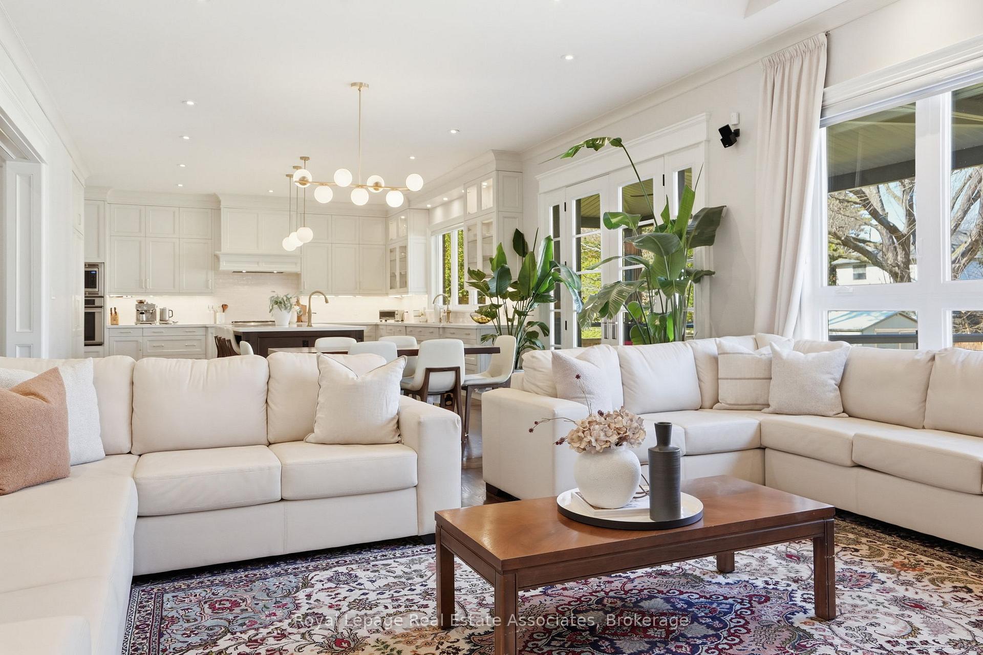 1395 Trotwood Avenue