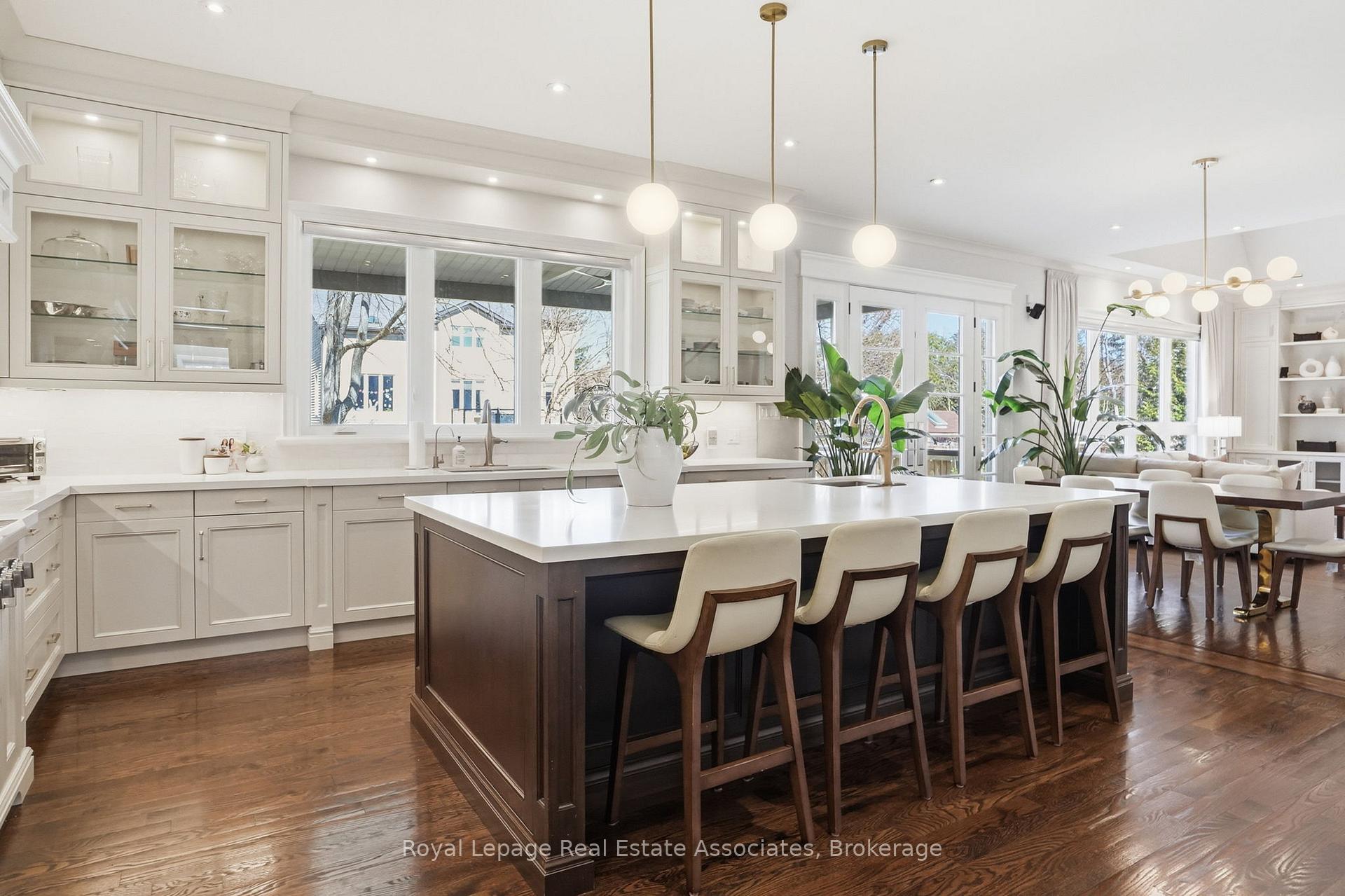 1395 Trotwood Avenue