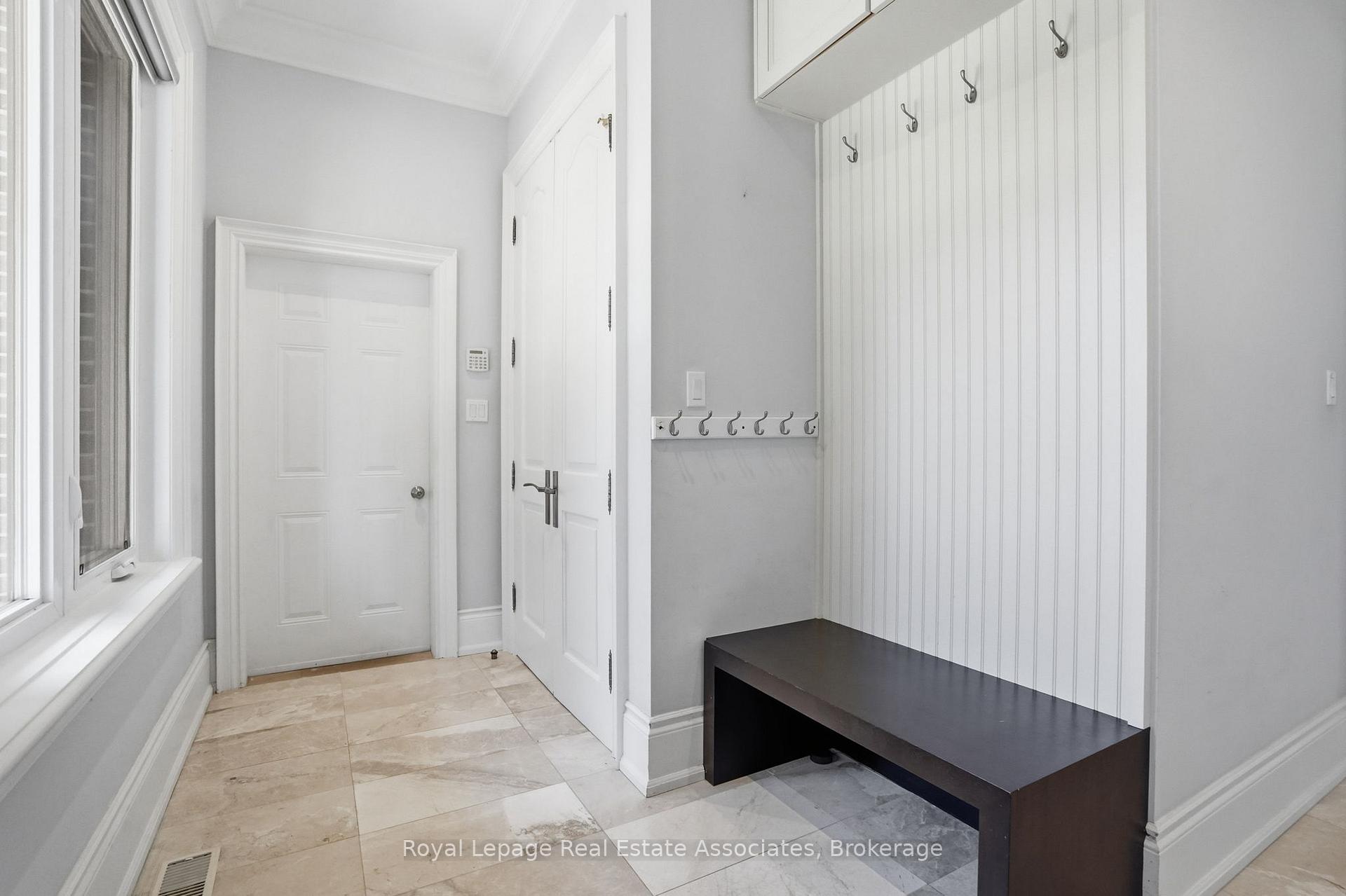 1395 Trotwood Avenue