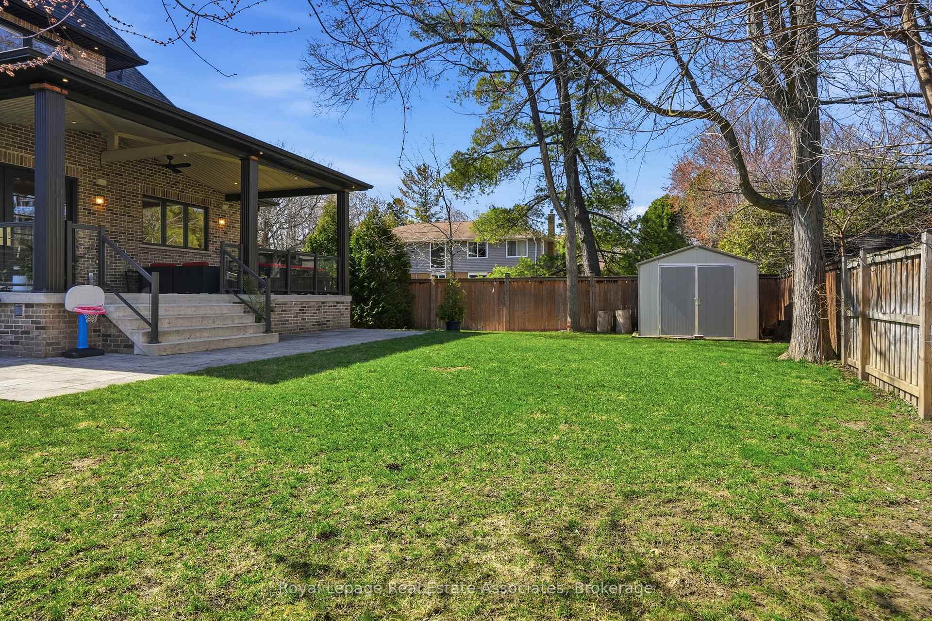 1395 Trotwood Avenue