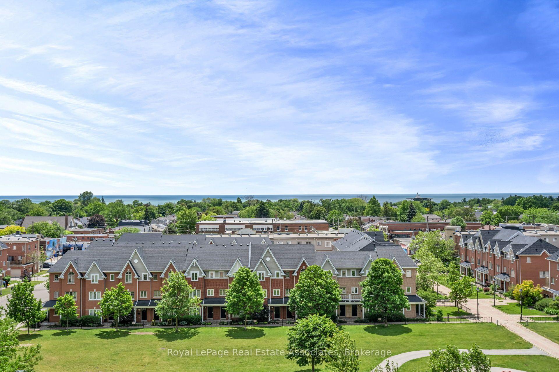 4 Elsinore Path 706, Toronto Unit: 706