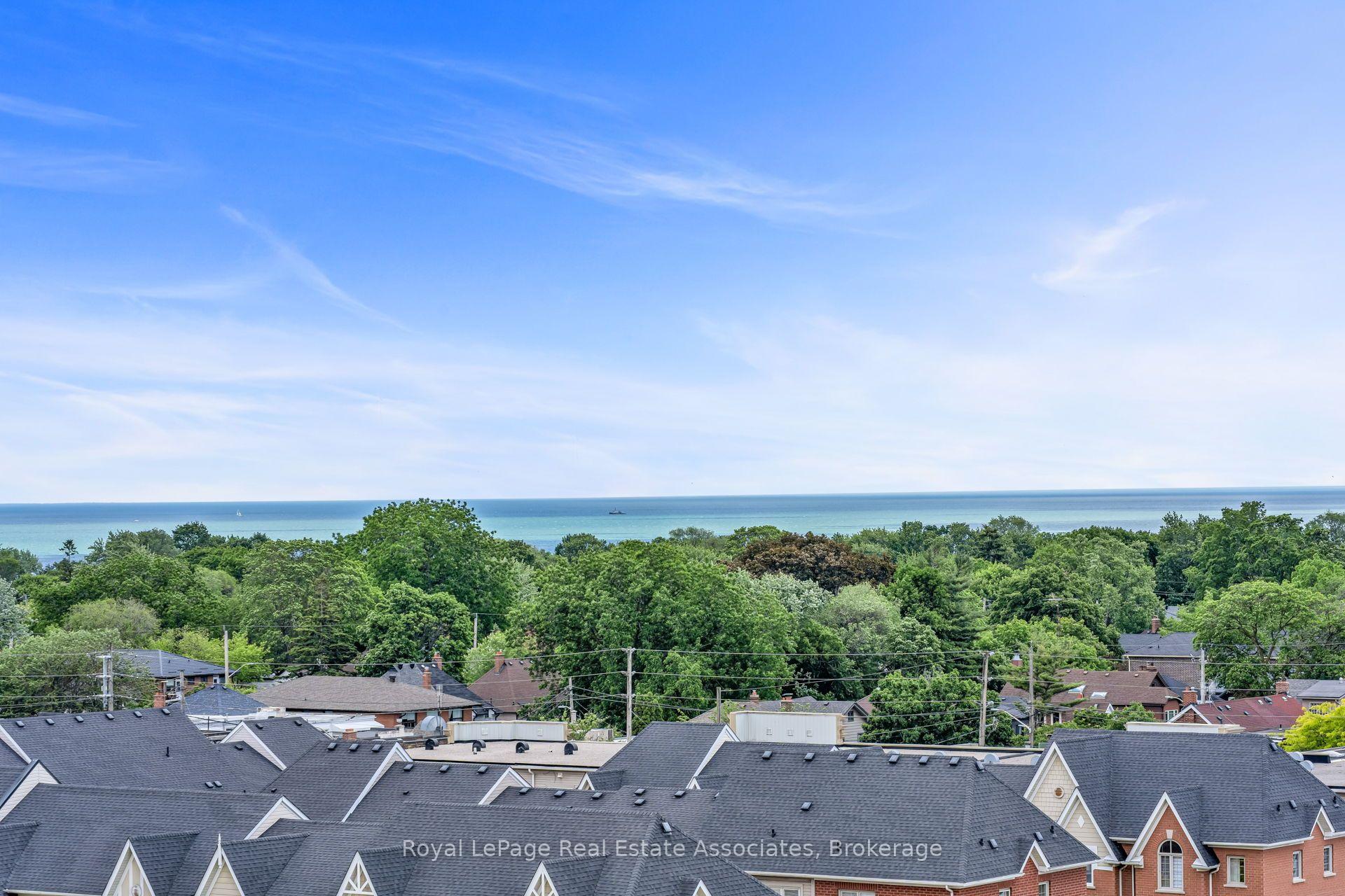 4 Elsinore Path 706, Toronto Unit: 706
