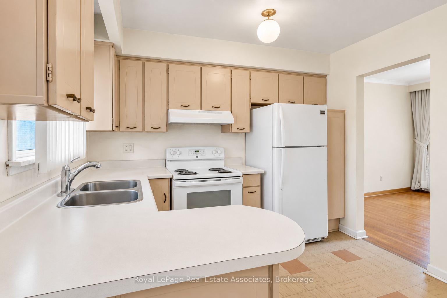 59 Stapleton Drive, Toronto