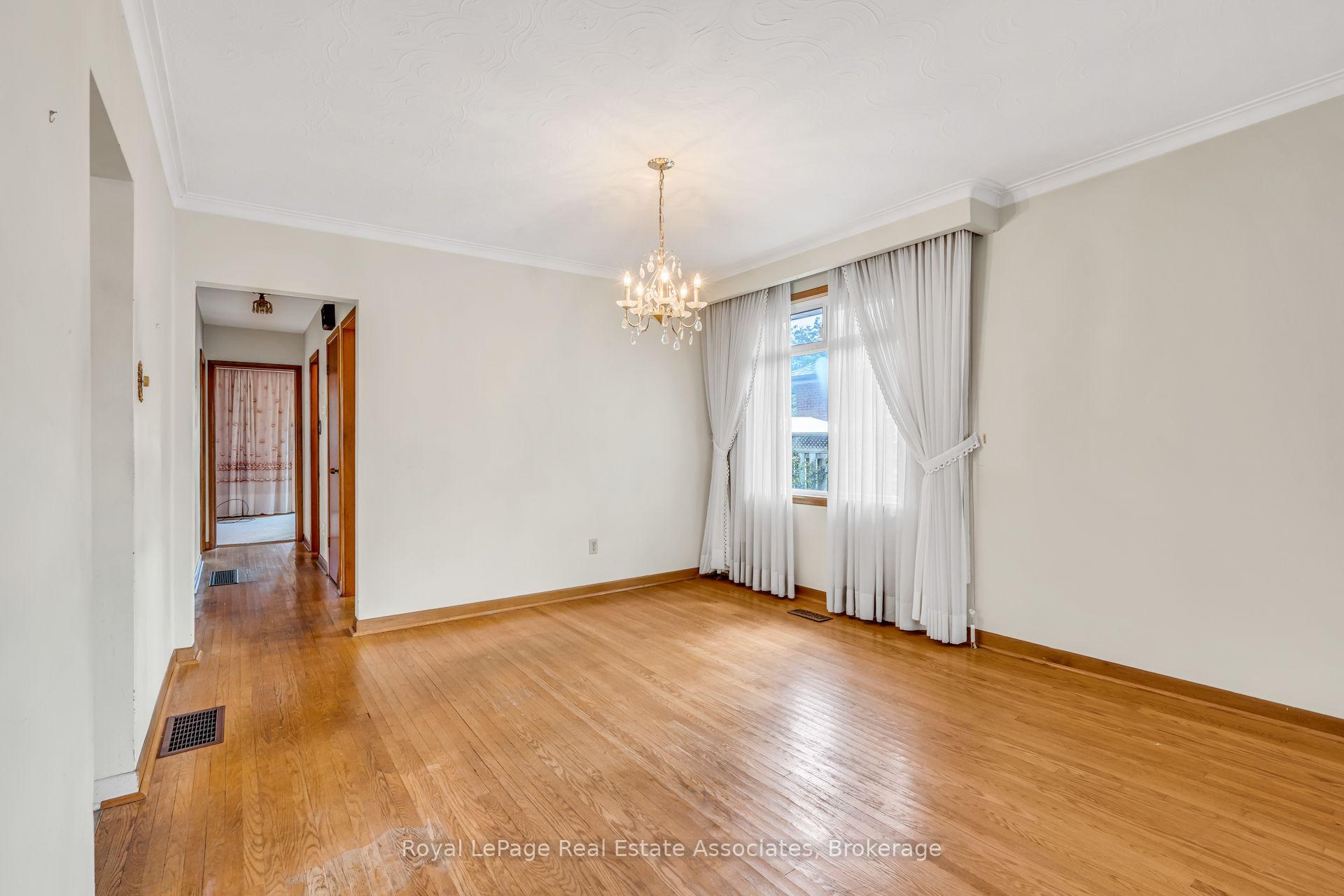 59 Stapleton Drive, Toronto