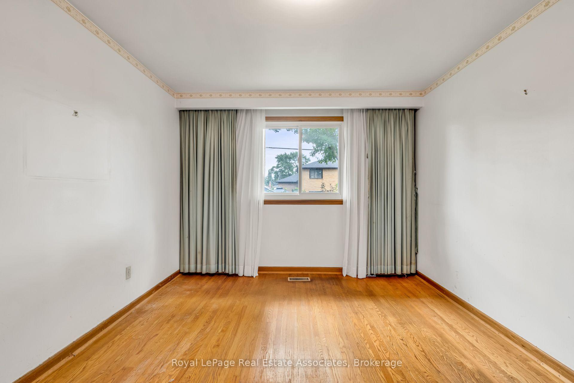 59 Stapleton Drive, Toronto