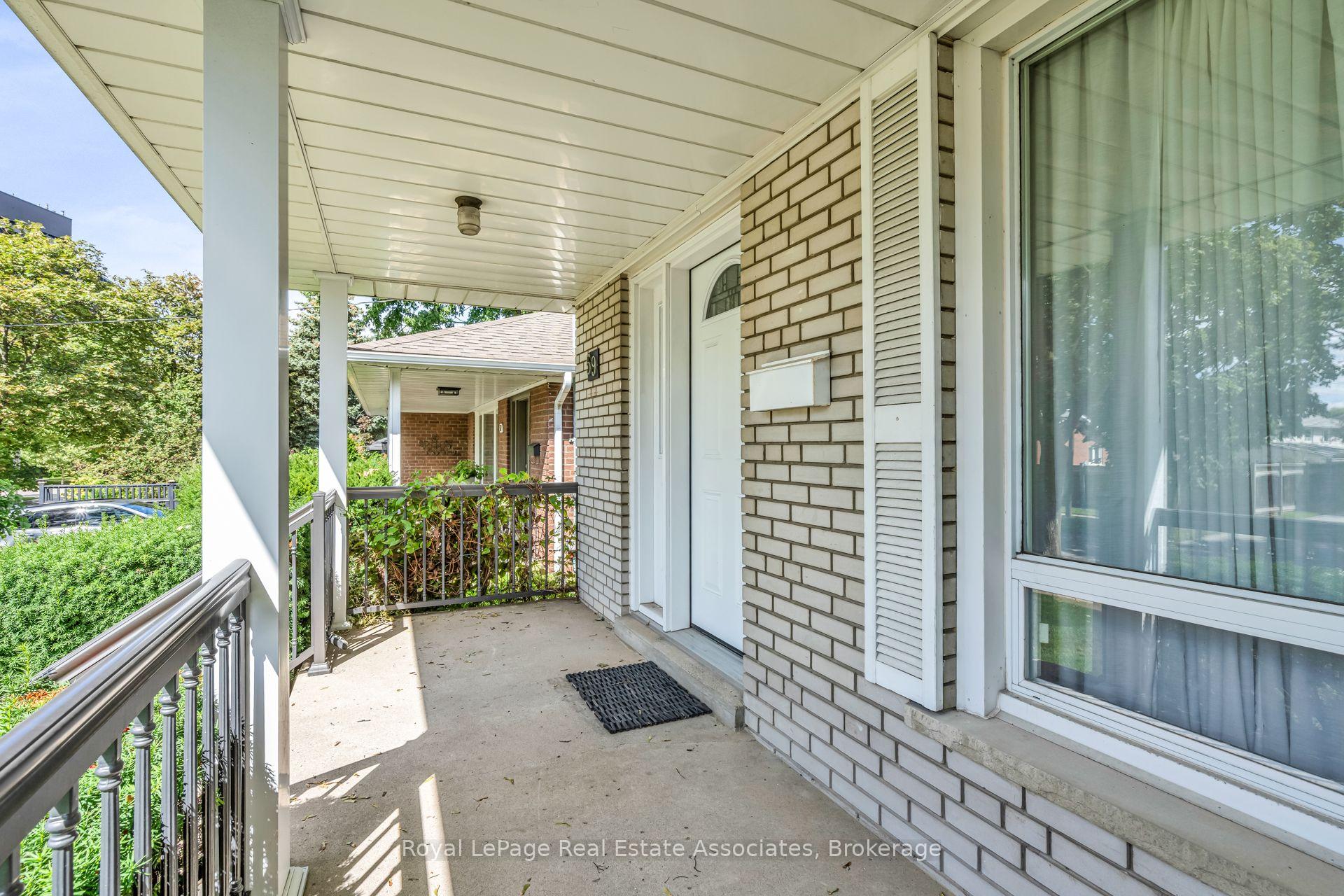 59 Stapleton Drive, Toronto