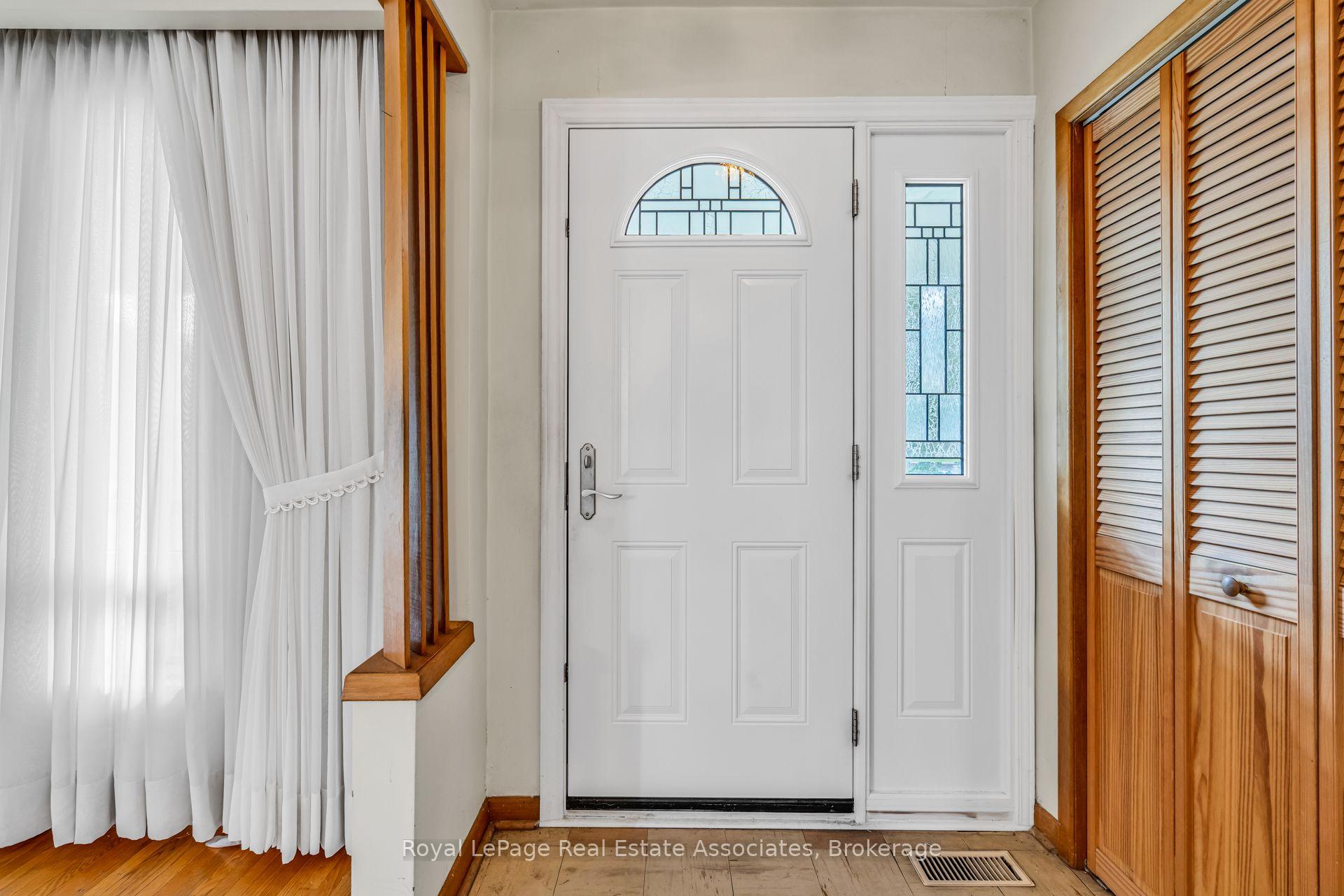 59 Stapleton Drive, Toronto