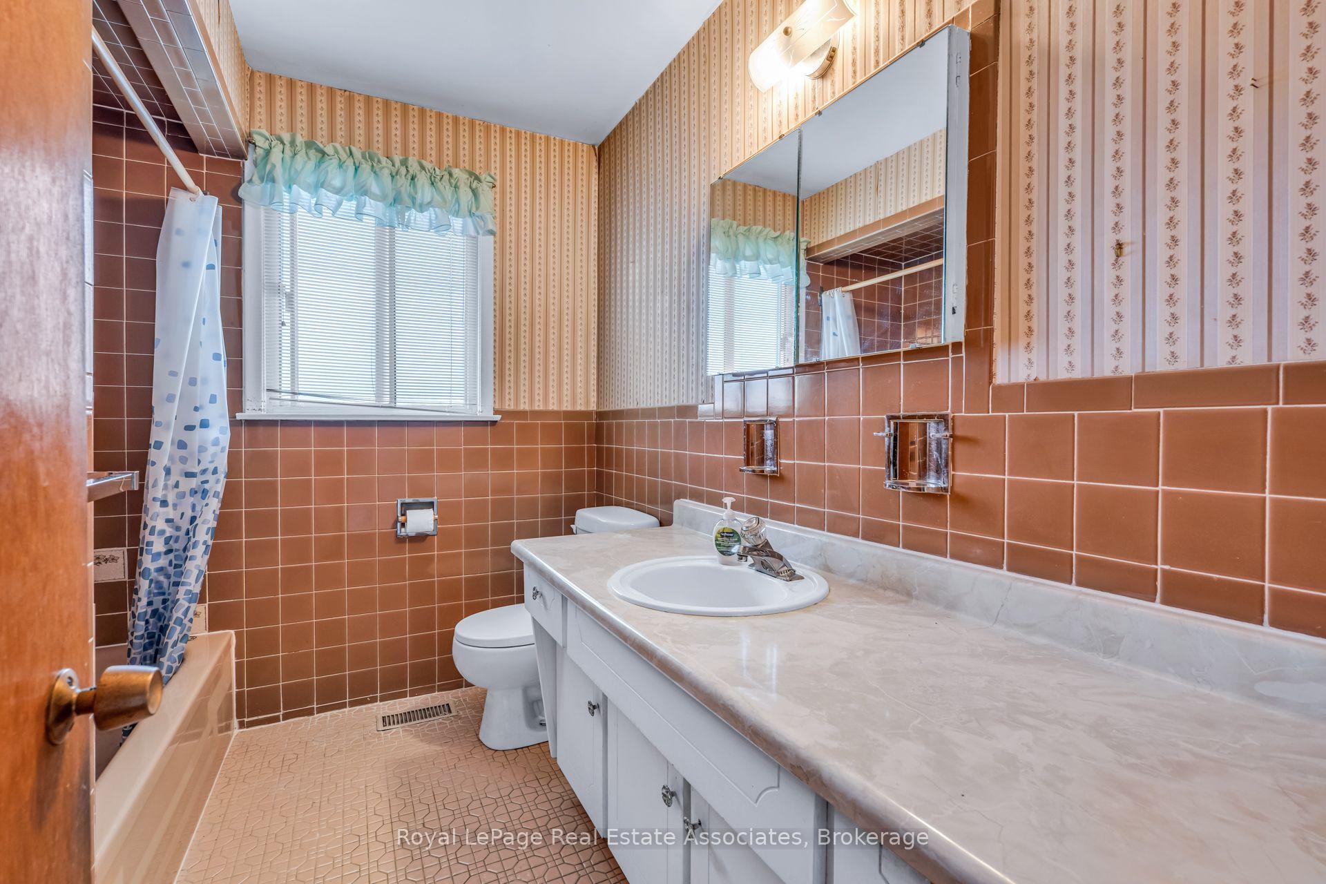 59 Stapleton Drive, Toronto