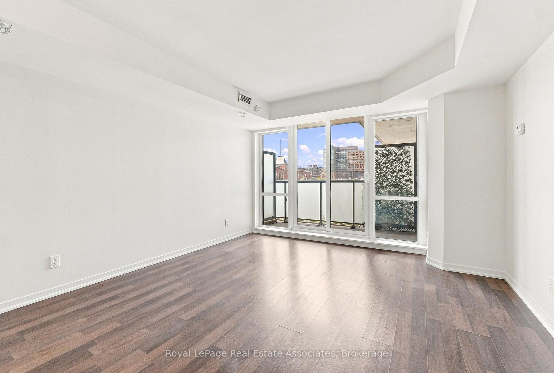 20 Joe Shuster Way 416, Toronto Unit: 416