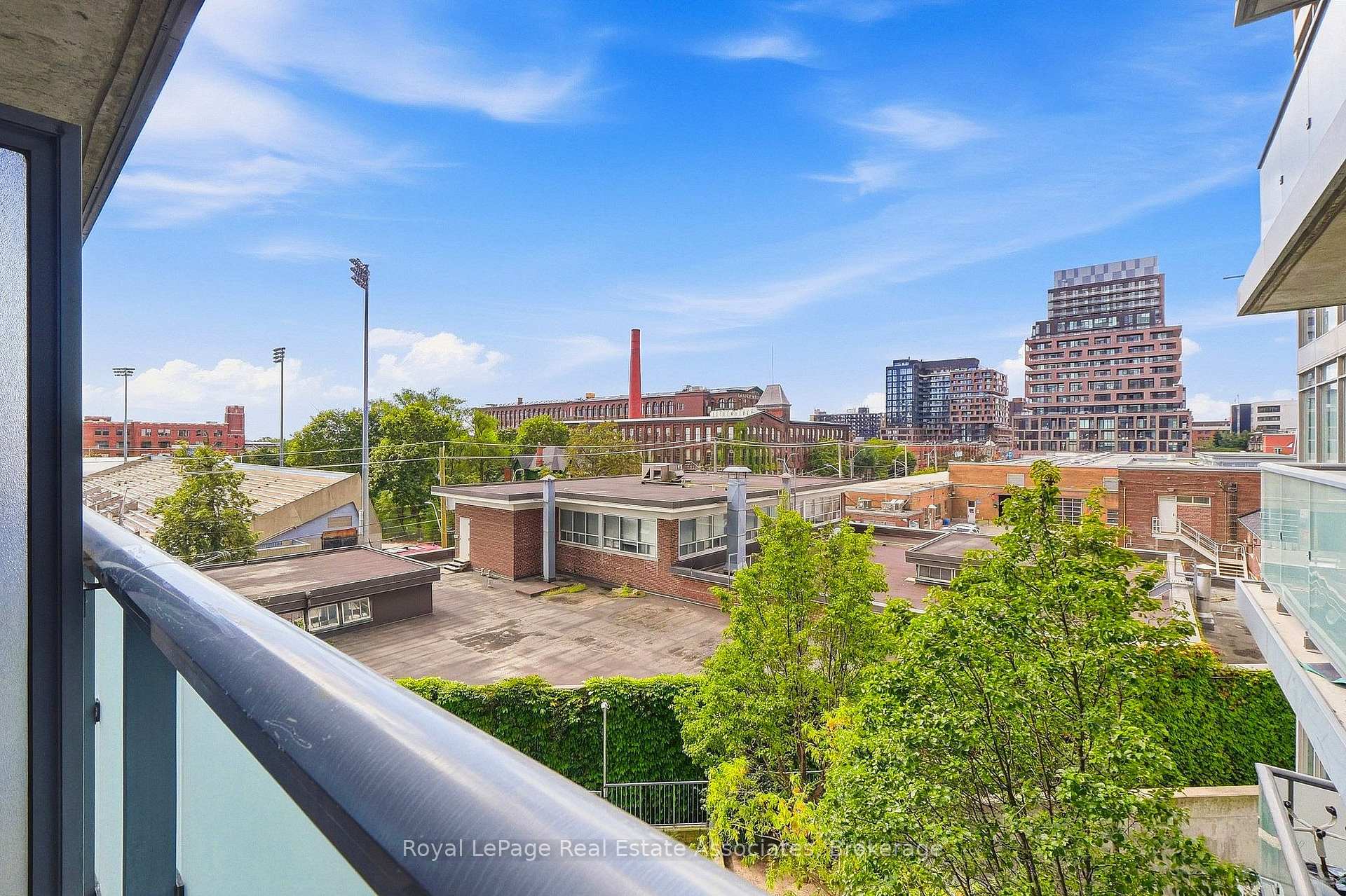 20 Joe Shuster Way 416, Toronto Unit: 416
