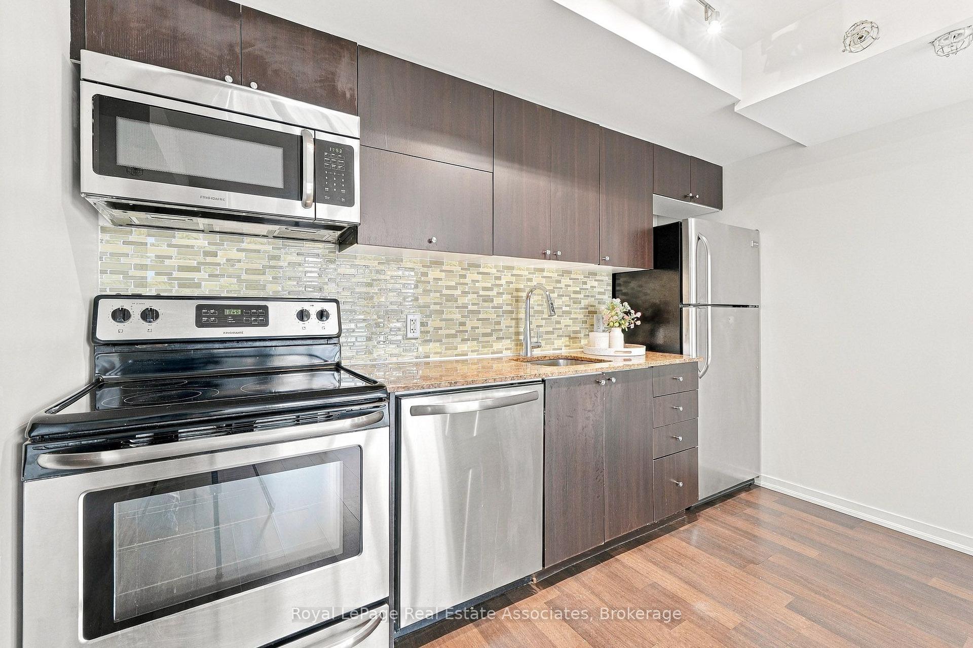20 Joe Shuster Way 416, Toronto Unit: 416