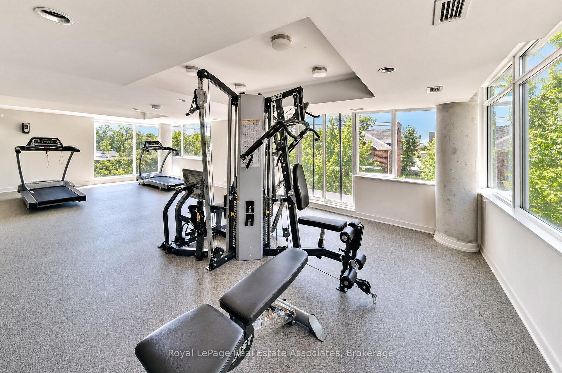 20 Joe Shuster Way 416, Toronto Unit: 416