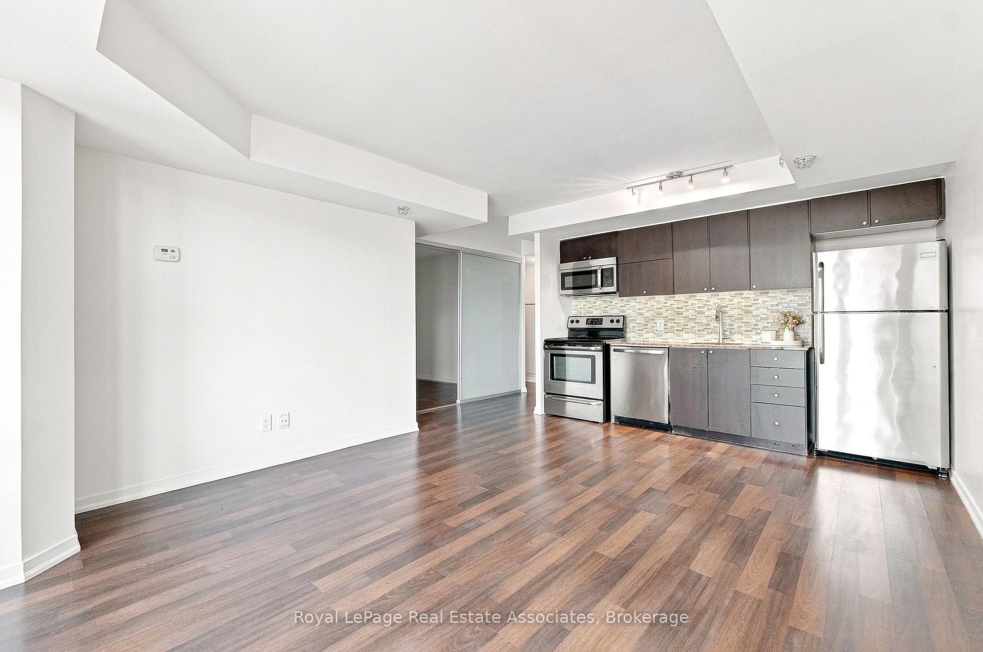 20 Joe Shuster Way 416, Toronto Unit: 416