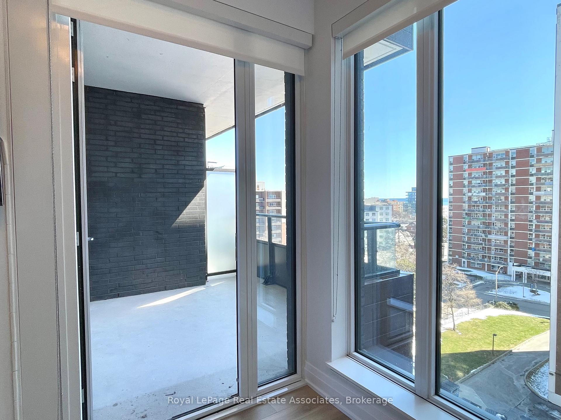 21 Park Street E 917
