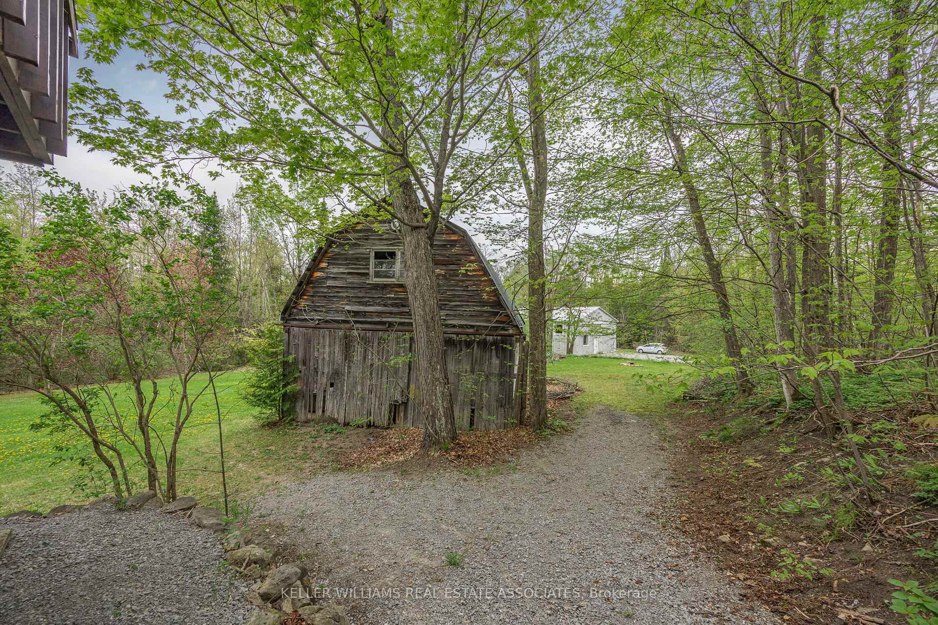 1979 County Rd 48 Road