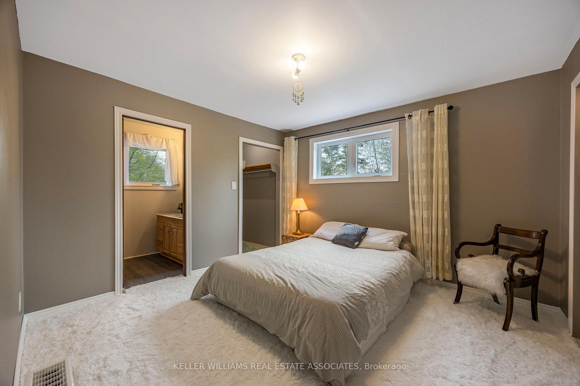 1979 County Rd 48 Road