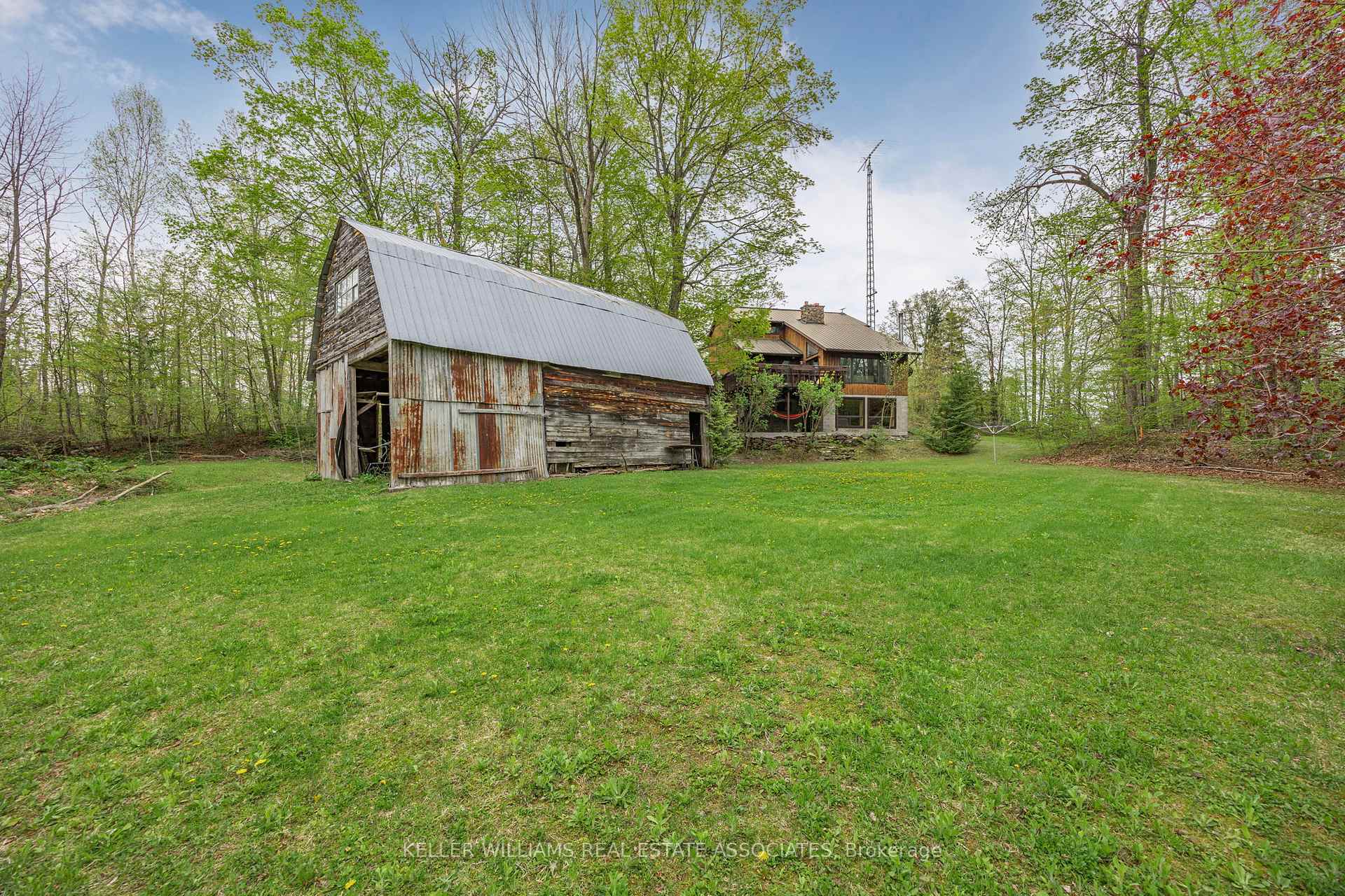 1979 County Rd 48 Road