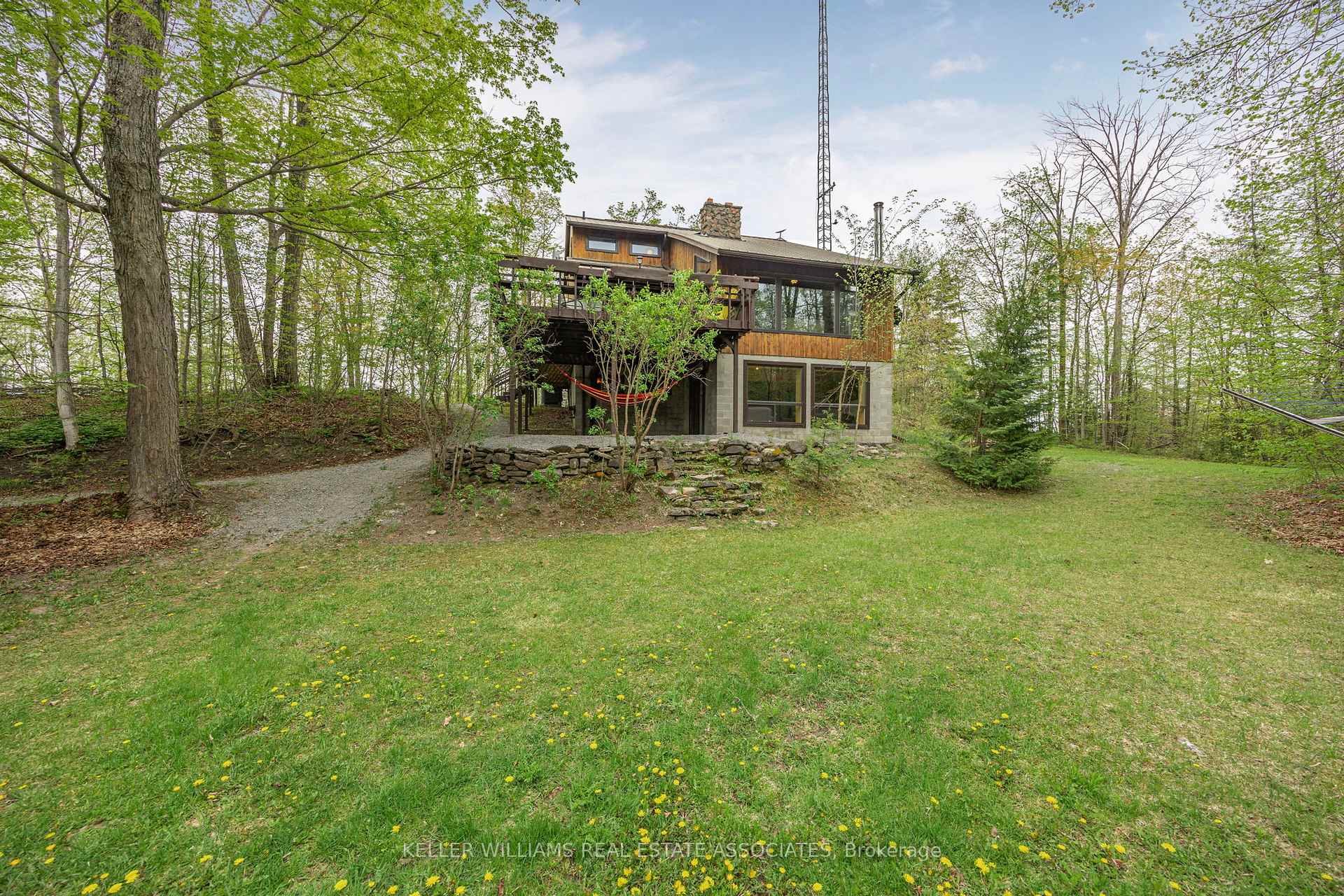 1979 County Rd 48 Road