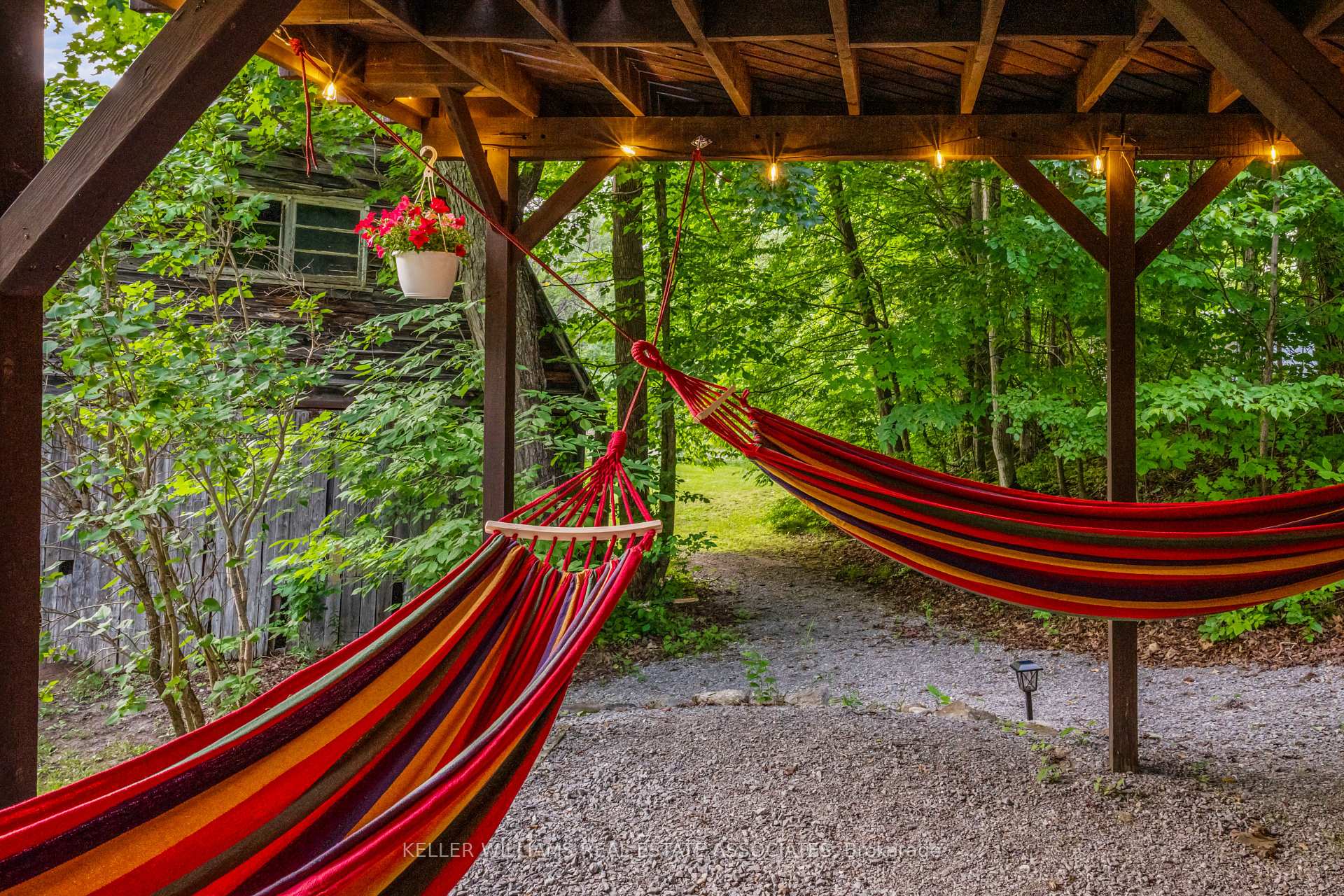 1979 County Rd 48 Road