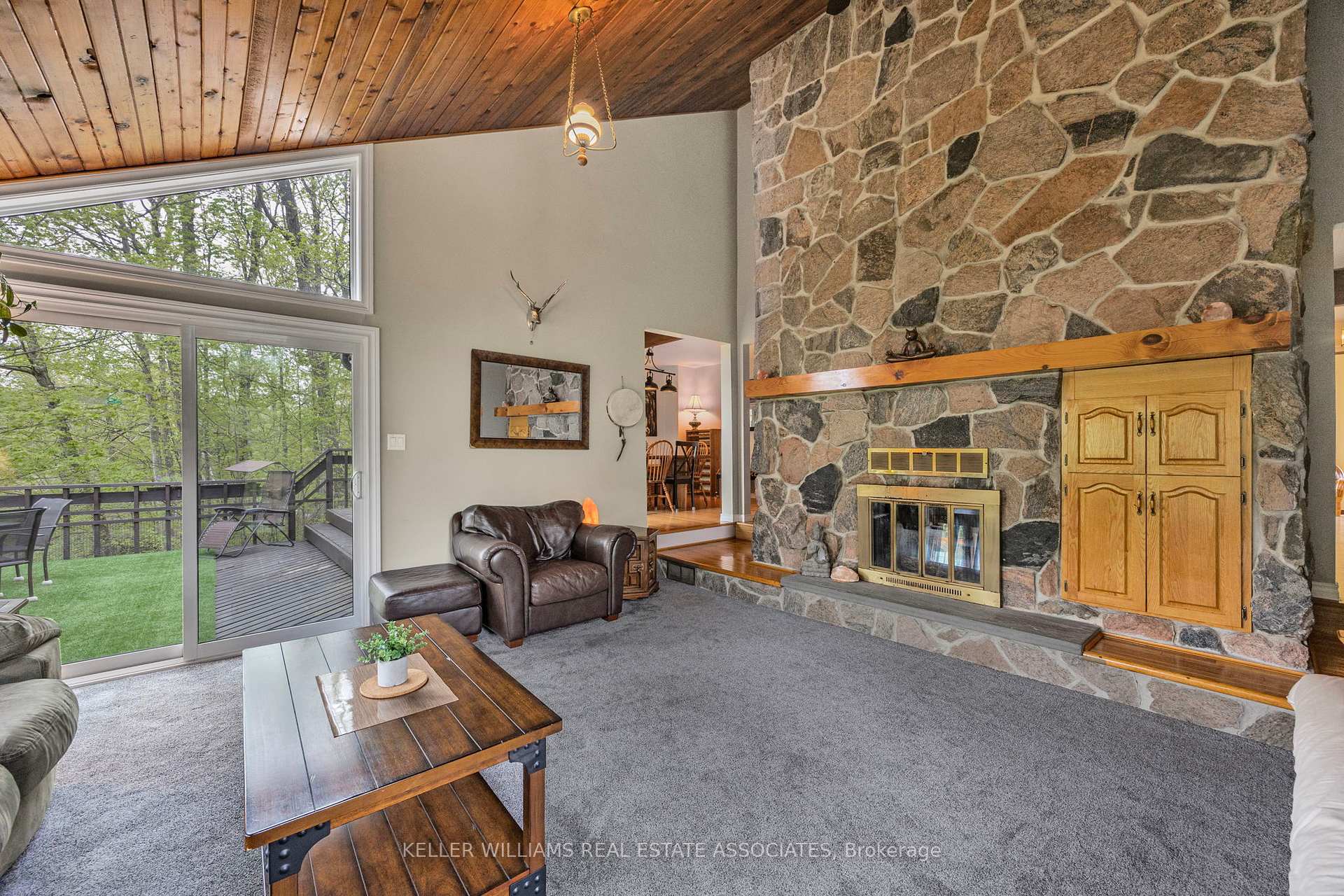 1979 County Rd 48 Road