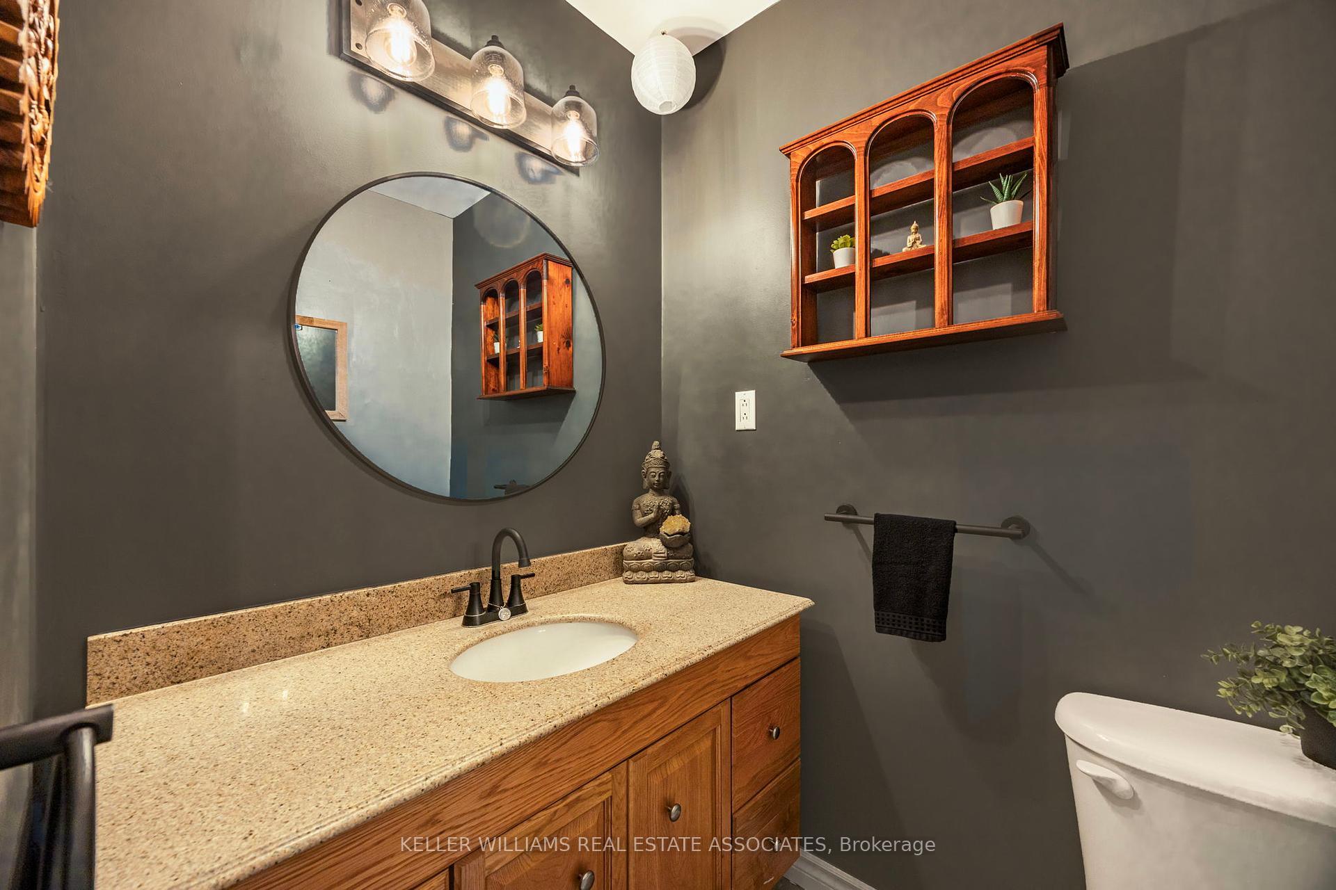 1979 County Rd 48 Road