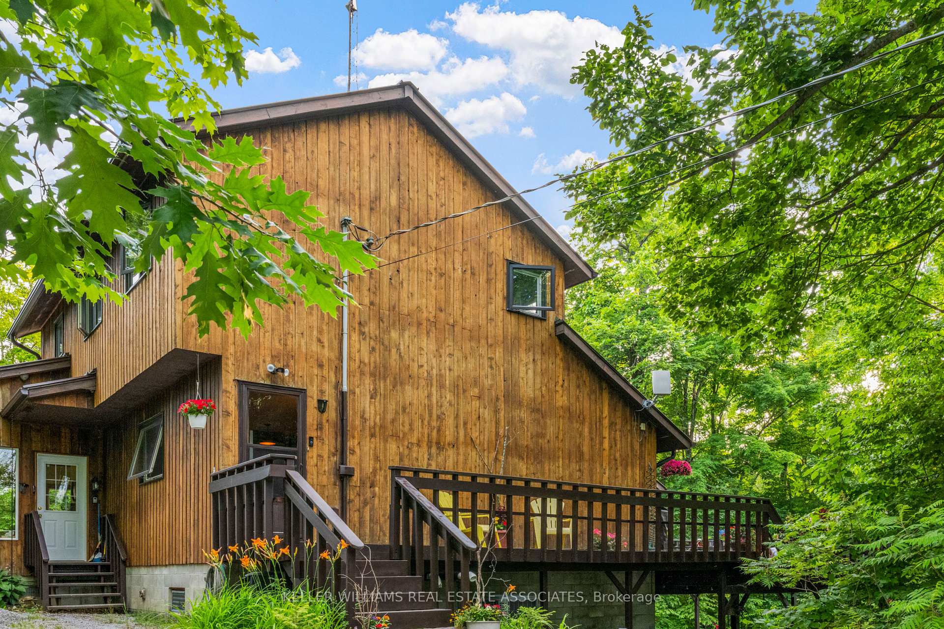 1979 County Rd 48 Road